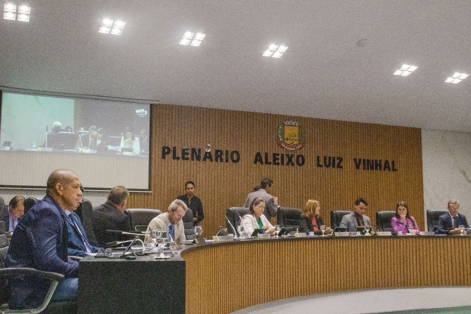 Habite-se: Câmara de Goianésia aprova programa de regularização de construções