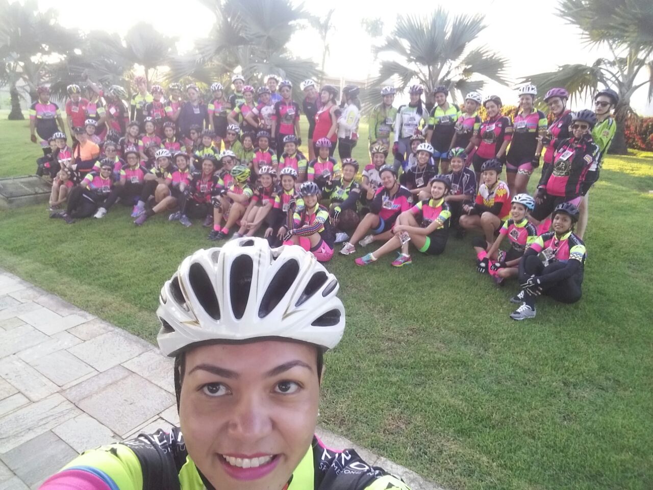 Pedal das Brutas reúne dezenas de ciclistas. Organização é destaque