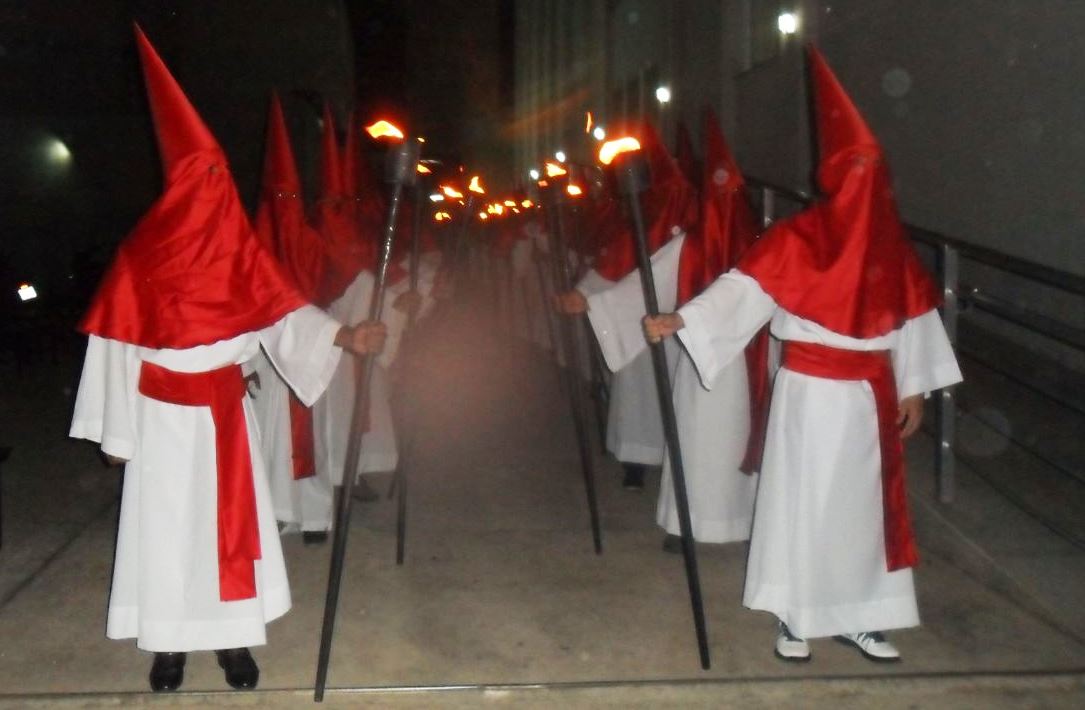 Realizada a II Procissão do Fogaréu em Goianésia