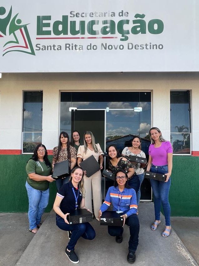 Doação em Santa Rita do Novo Destino.