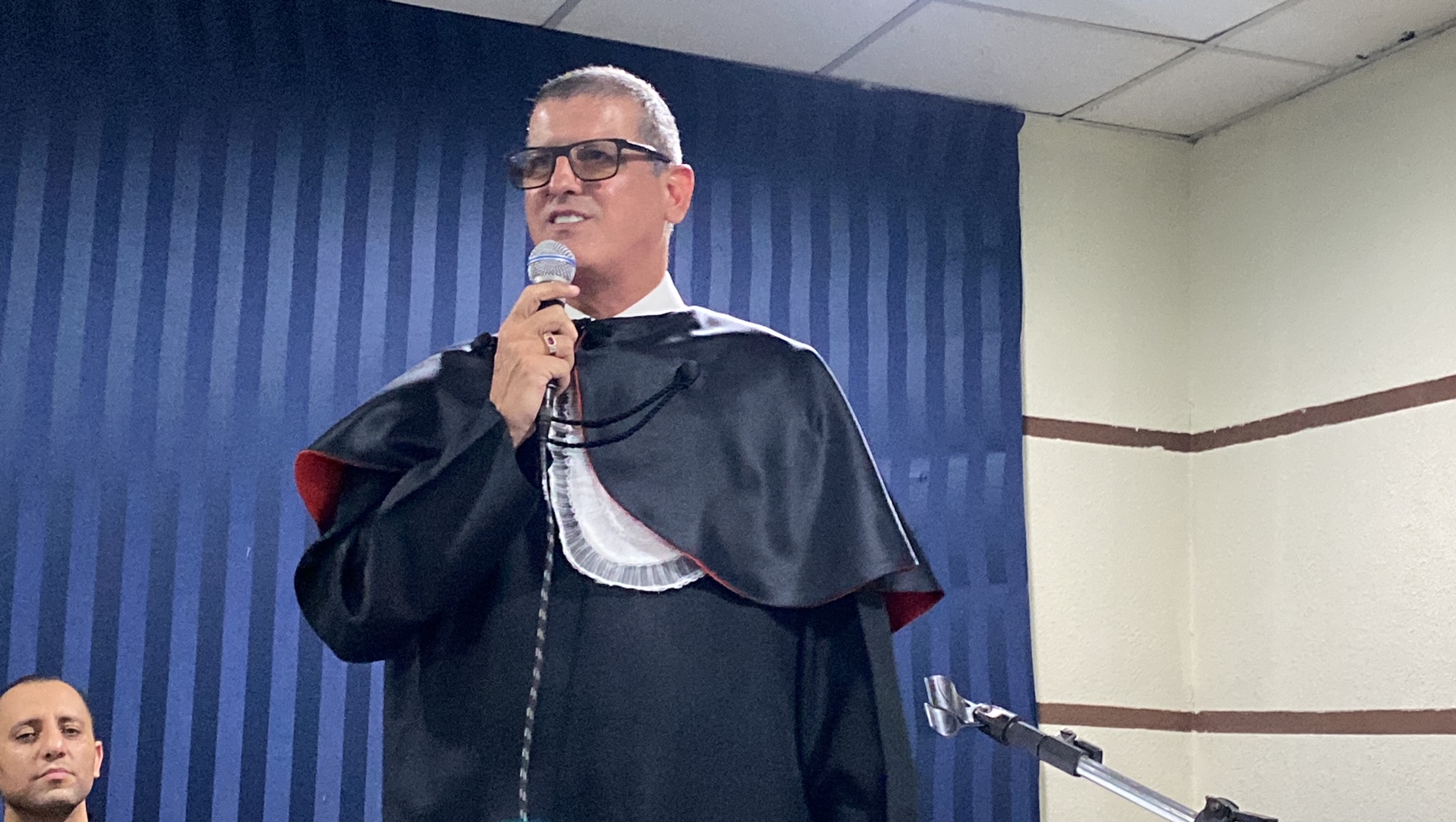 Professor Honoris Causa: Dr. Aureliano Albuquerque Amorim recebe homenagem da FACEG
