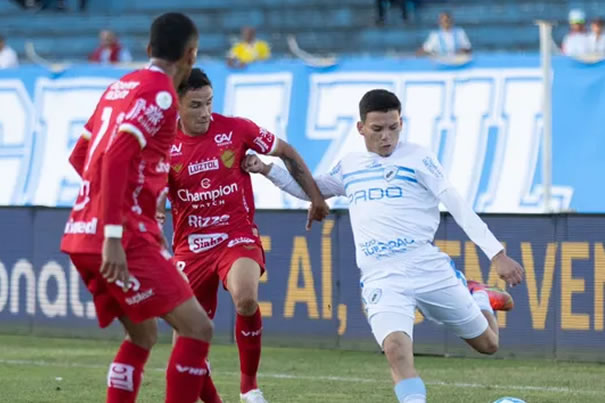 Brasileirão série B: Vila Nova perde para o Londrina, mas se mantém na liderança