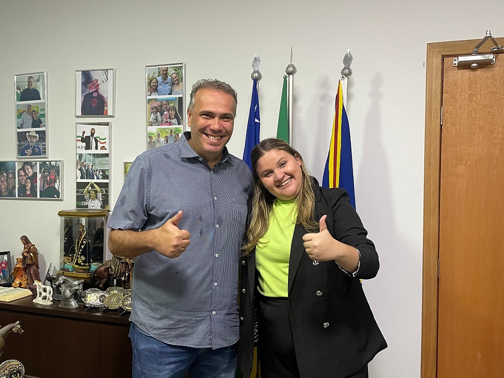 Lorrane Silva é efetivada como secretária de Cultura