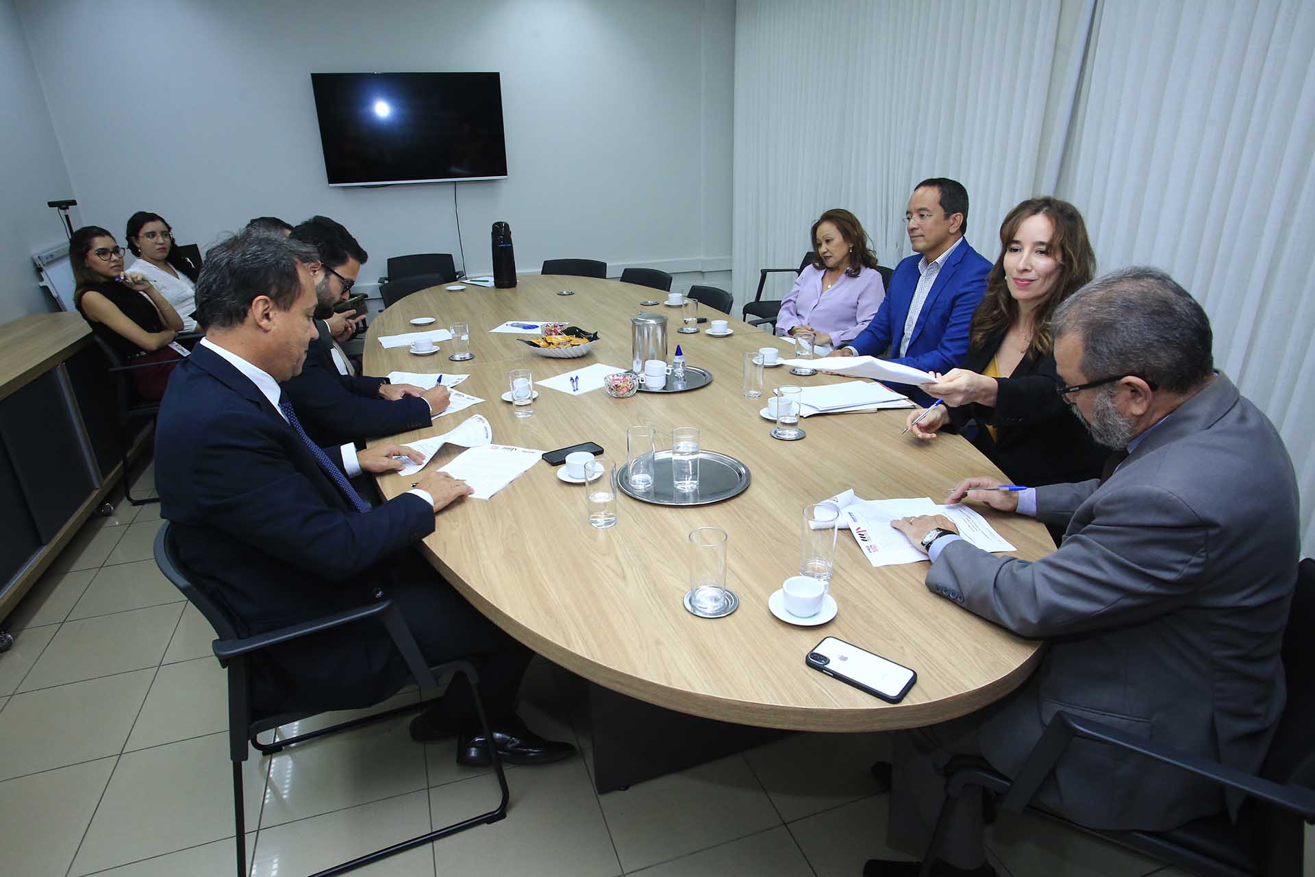 Equatorial Goiás assina acordo com MPGO e Procon