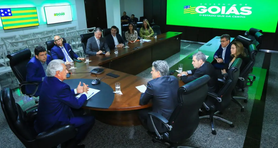 Empresa anuncia R$ 1,3 bi para construção da maior usina solar de Goiás