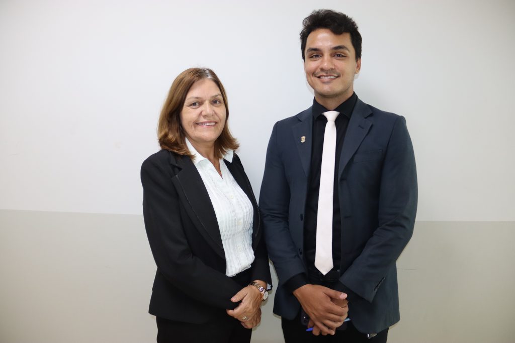 Vereadores Hiago Matos e Salete Carrilho solicitam providências imediatas para garantir segurança no transporte dos alunos que residem no DAIGO e região.