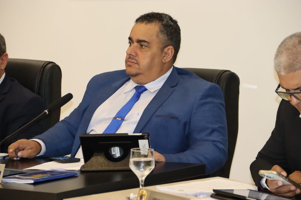Vereador Wagner Cigano solicita manutenção das câmeras de monitoramento do município