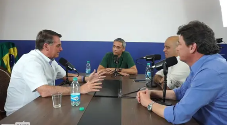Bolsonaro deve receber Título de Cidadão Goiano