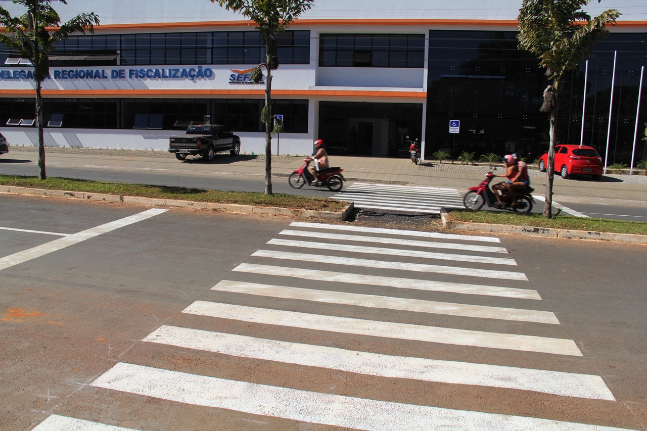 SMT realiza corte de Canteiro Central e constrói rampas em Avenidas para garantir acessibilidade para portadores de Necessidades Especiais‏