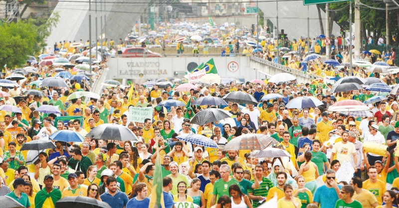 Verde-amarelo nas ruas do País