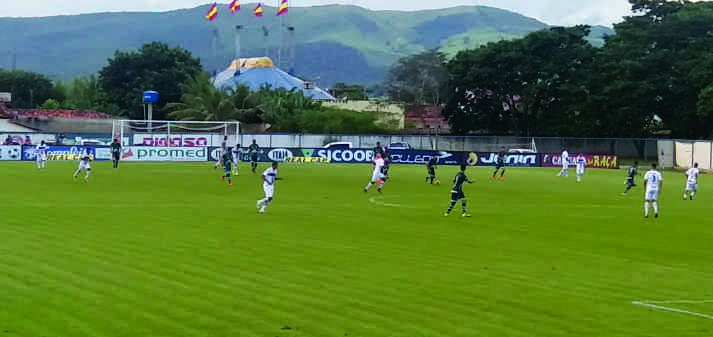 Complicou! Goianésia perde para o Rio Verde